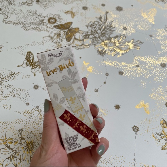 LOVE BIRDS matte liquid lipstick + lip gloss dio - Picture 1 of 3